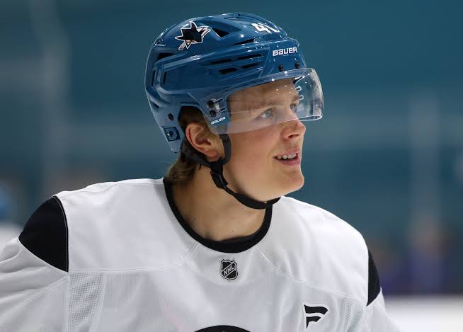Ivar Stenberg avec les Sharks de San Jose